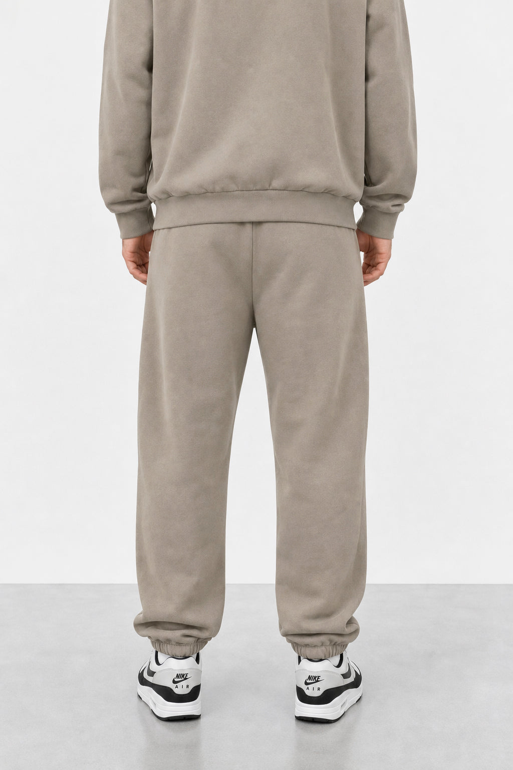 Hoodie Regular Frisado + Jogger Regular Frisado