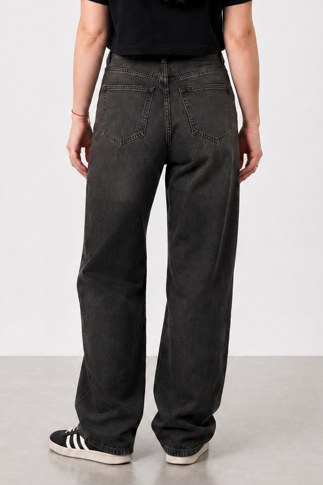 Jean Straight Old Black Mujer