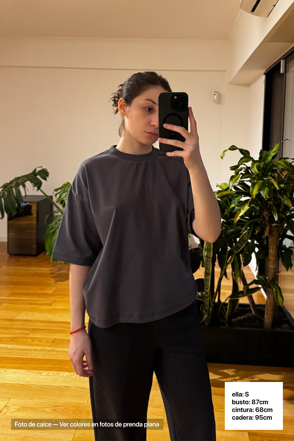 Remera Boxy Fit Mujer - Negro