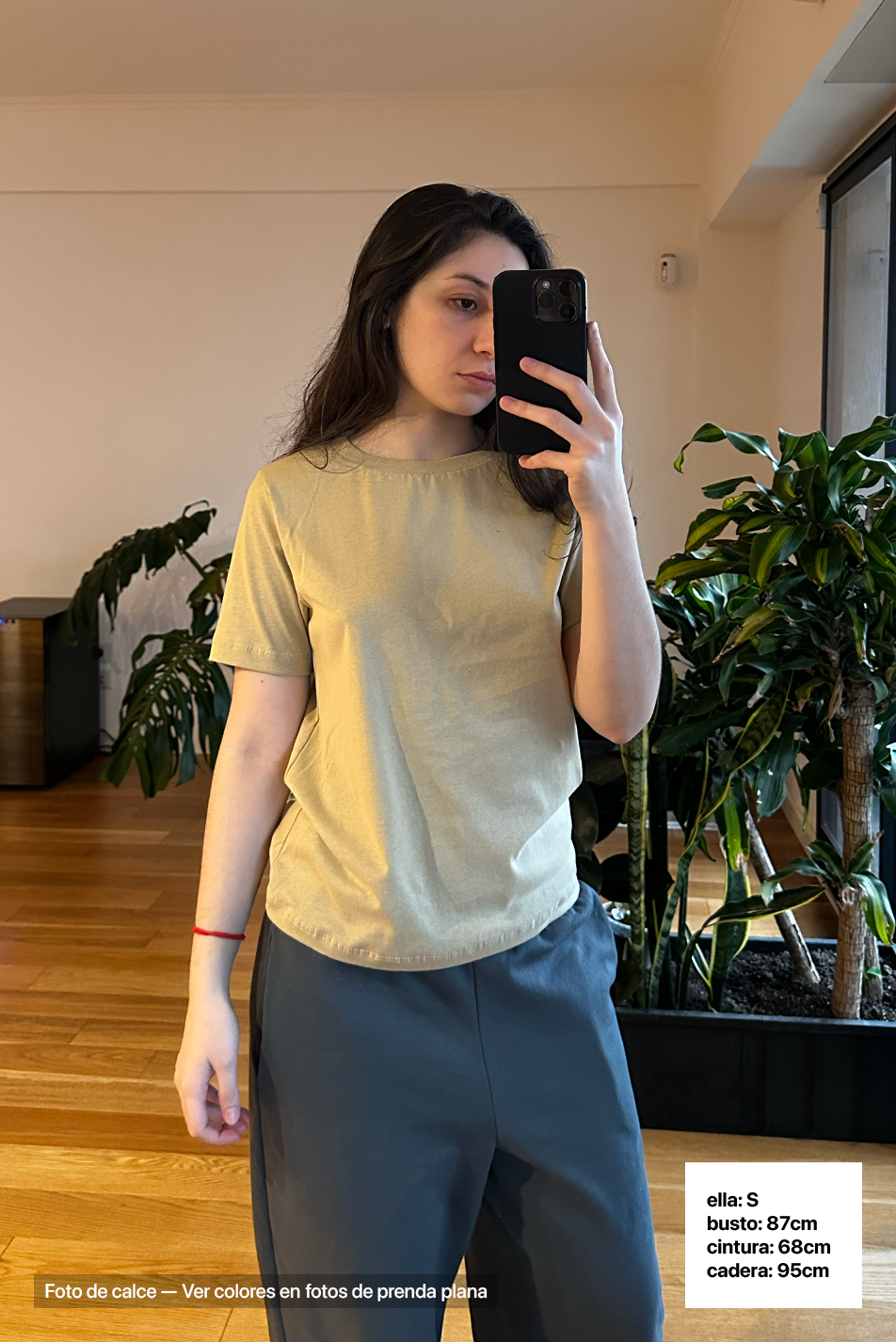 Remera Regular Fit Mujer - Beige 7