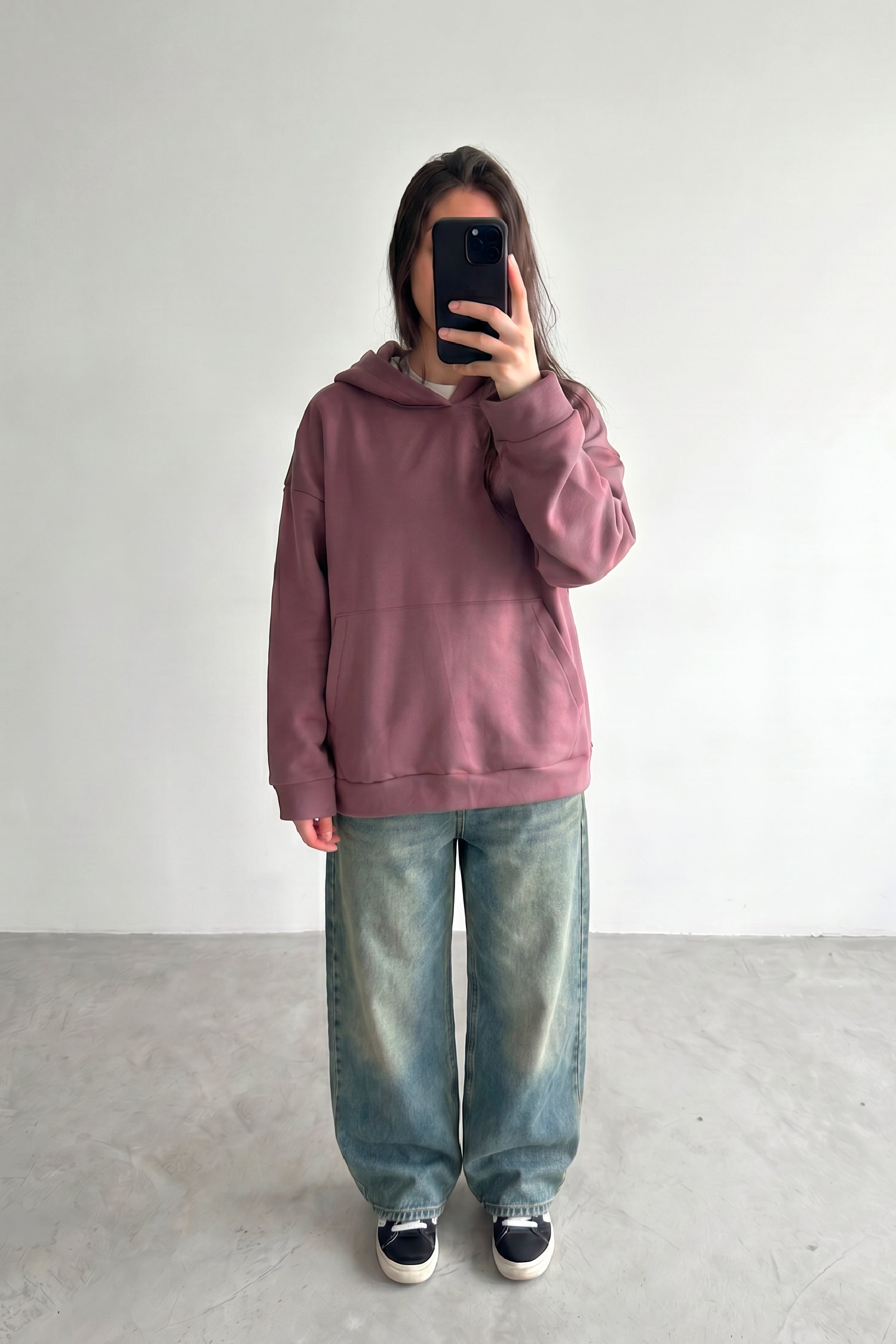 Canguro Oversize Frisado + Remera Ribb Manga Larga + Jean Baggy Oxido Blue Mujer