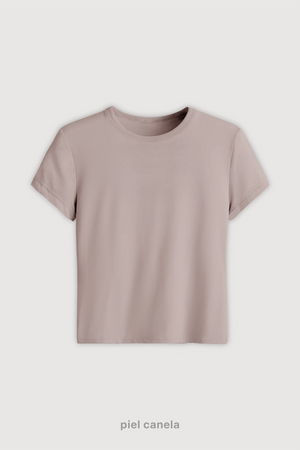Remera Baby Tee Midi - Piel Canela