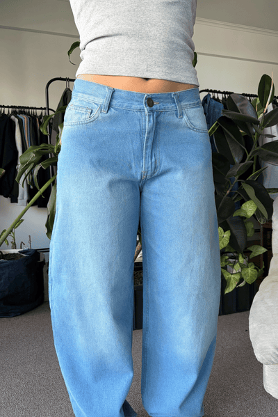 Top Ribb Midi + Jean Baggy Pale Blue Mujer