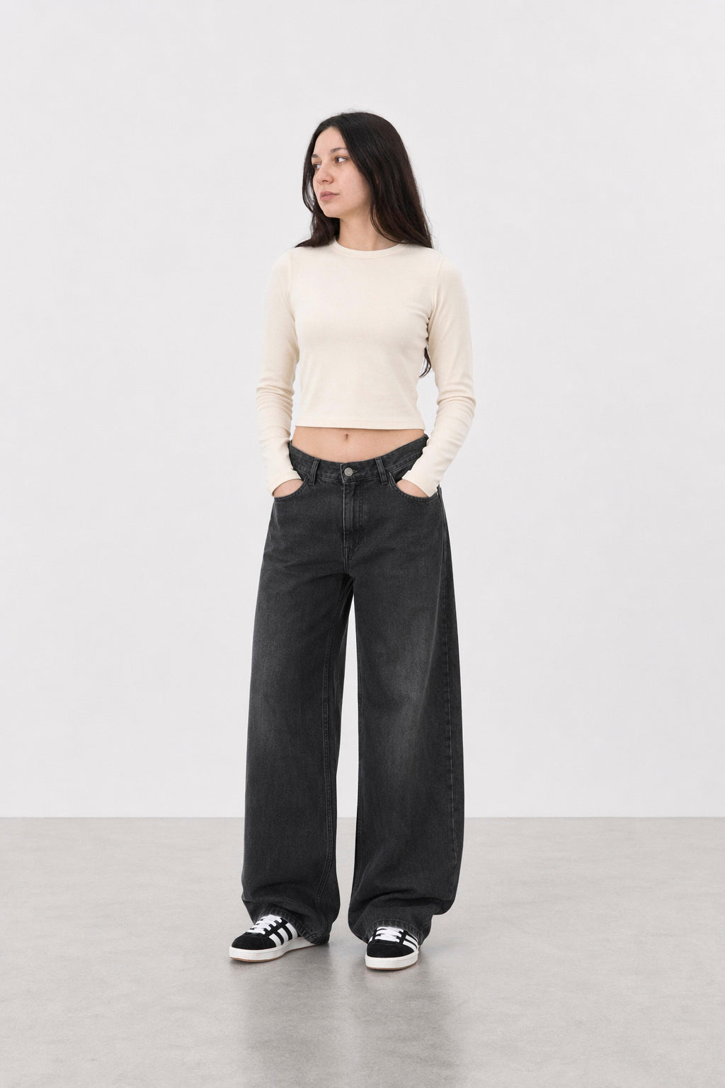 Remera Ribb Manga Larga Crop calce 2