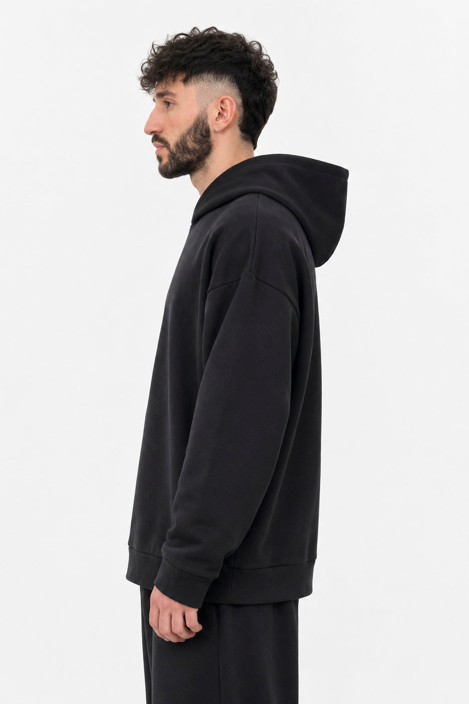 Hoodie Oversize Frisado + Remera Classic + Jean Baggy Old Black Hombre