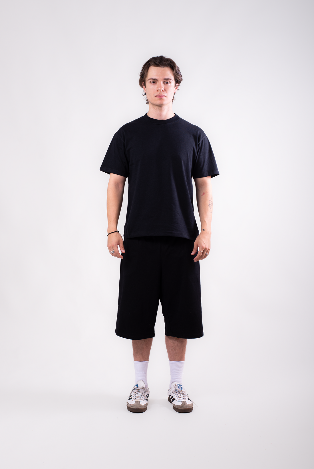 SS25 Remera Regular Fit PREMIUM - Negro