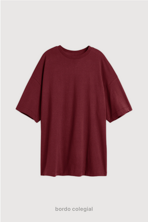Remera Relaxed - Bordo Colegial