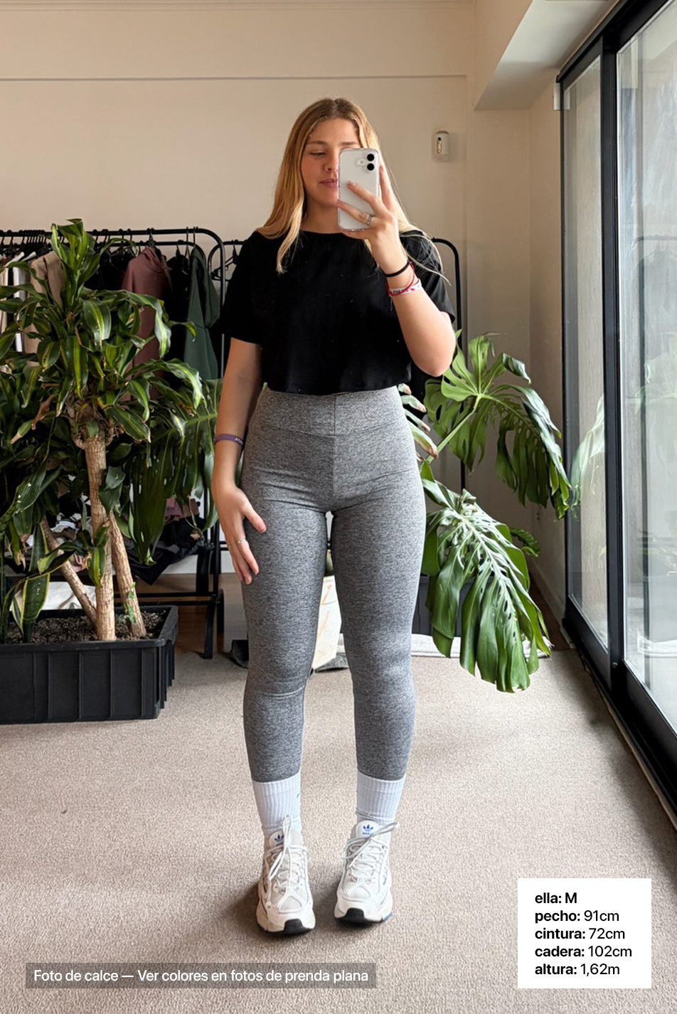 Sport Tee Loose  - Negro