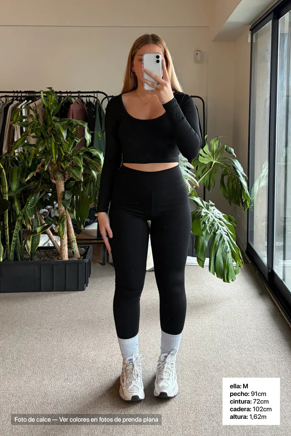 Sport Top Manga Larga - Negro