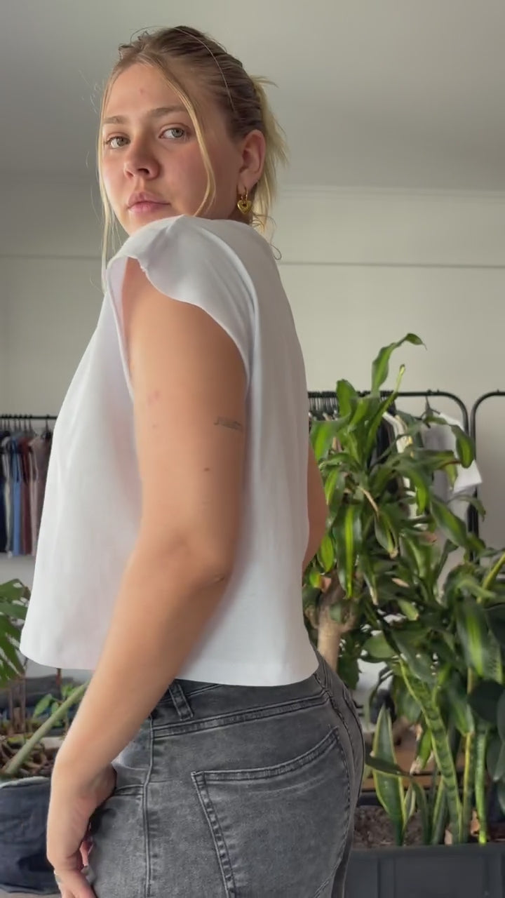 Remera Crop Sin Mangas
