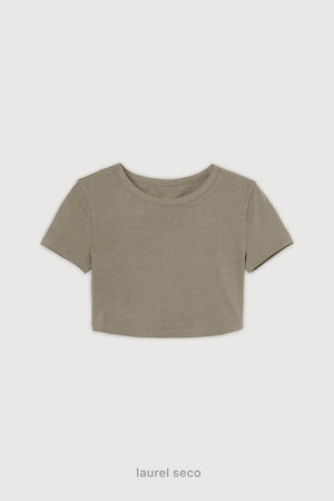 Remera Crop Top - Laurel Seco